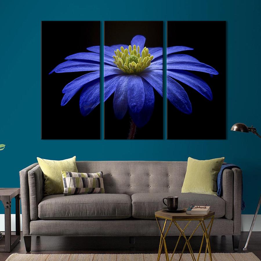 Картина на холсте триптих Яркая голубая ромашка 78x48 см (810-31)