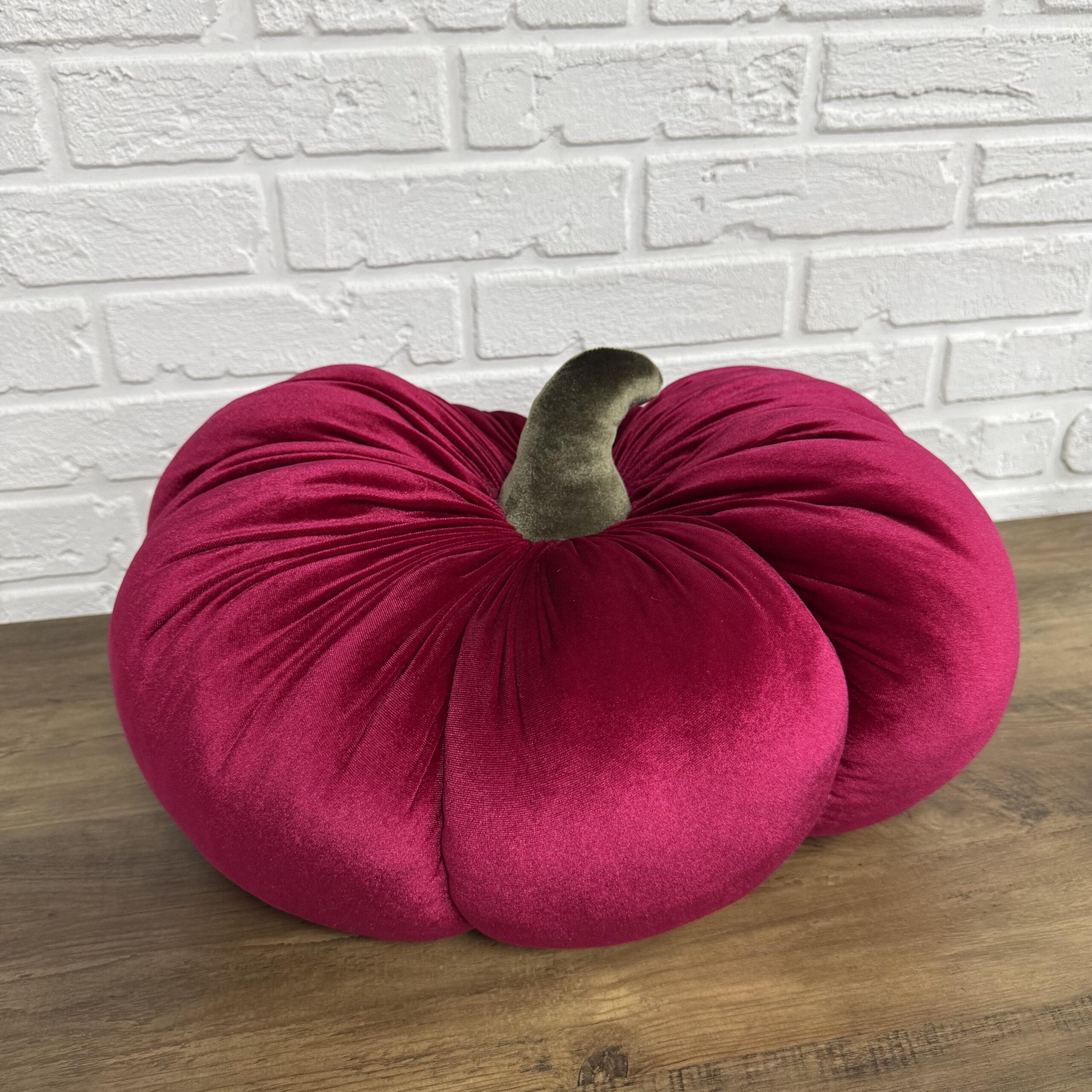 Подушка Comfort Home тыква декоративная велюровая мерцающая Ø 30 см