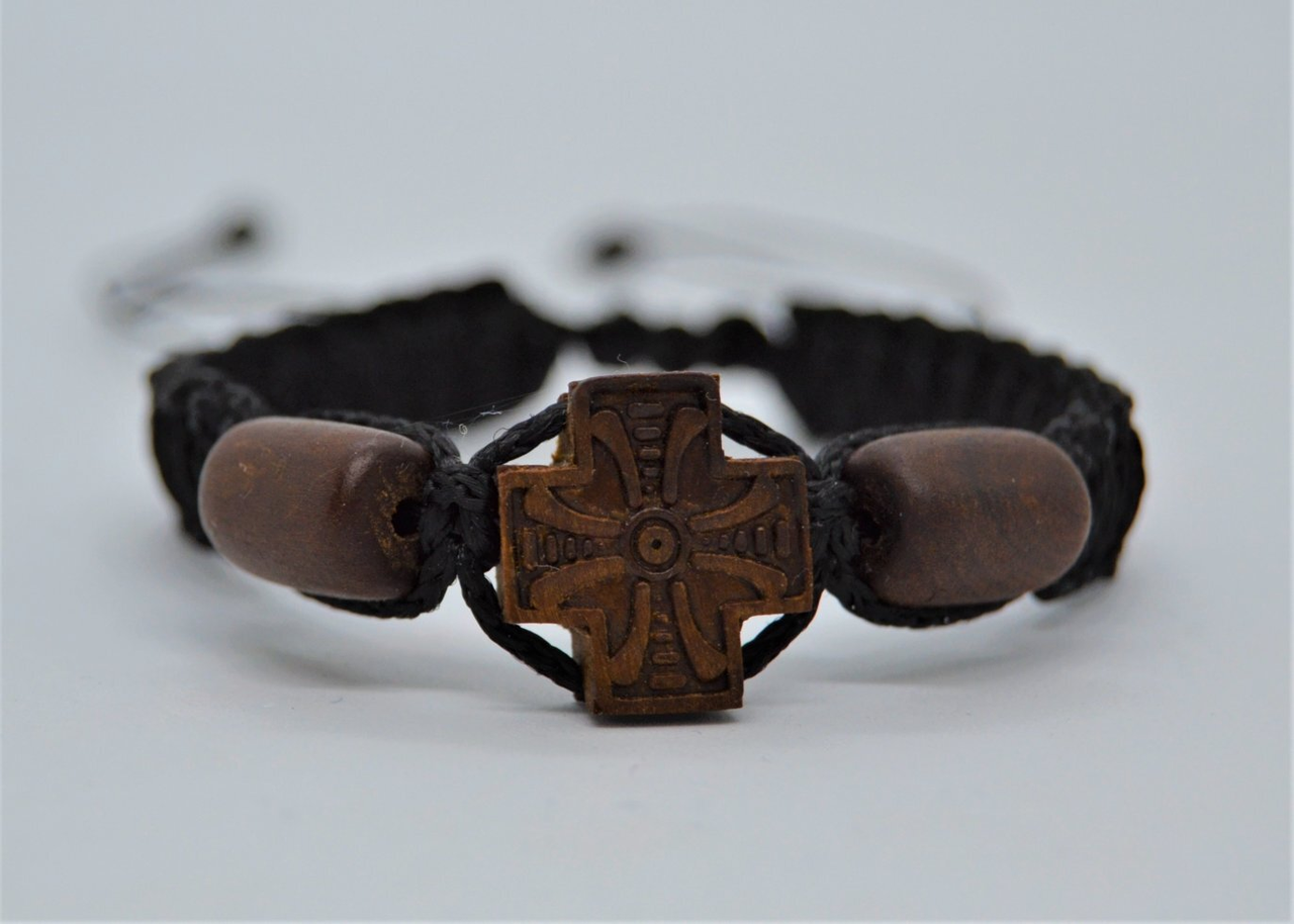 Браслет плетенный крест самшит с узором (1751-014)