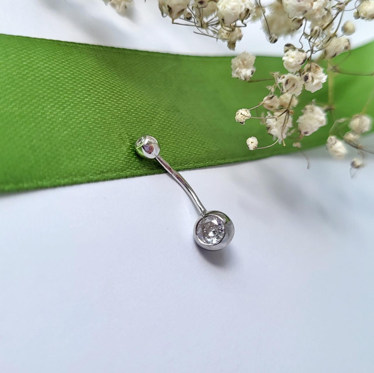 Пирсинг в пупок Шар с камнем серебро 925 пробы 1,5 г (600125р)