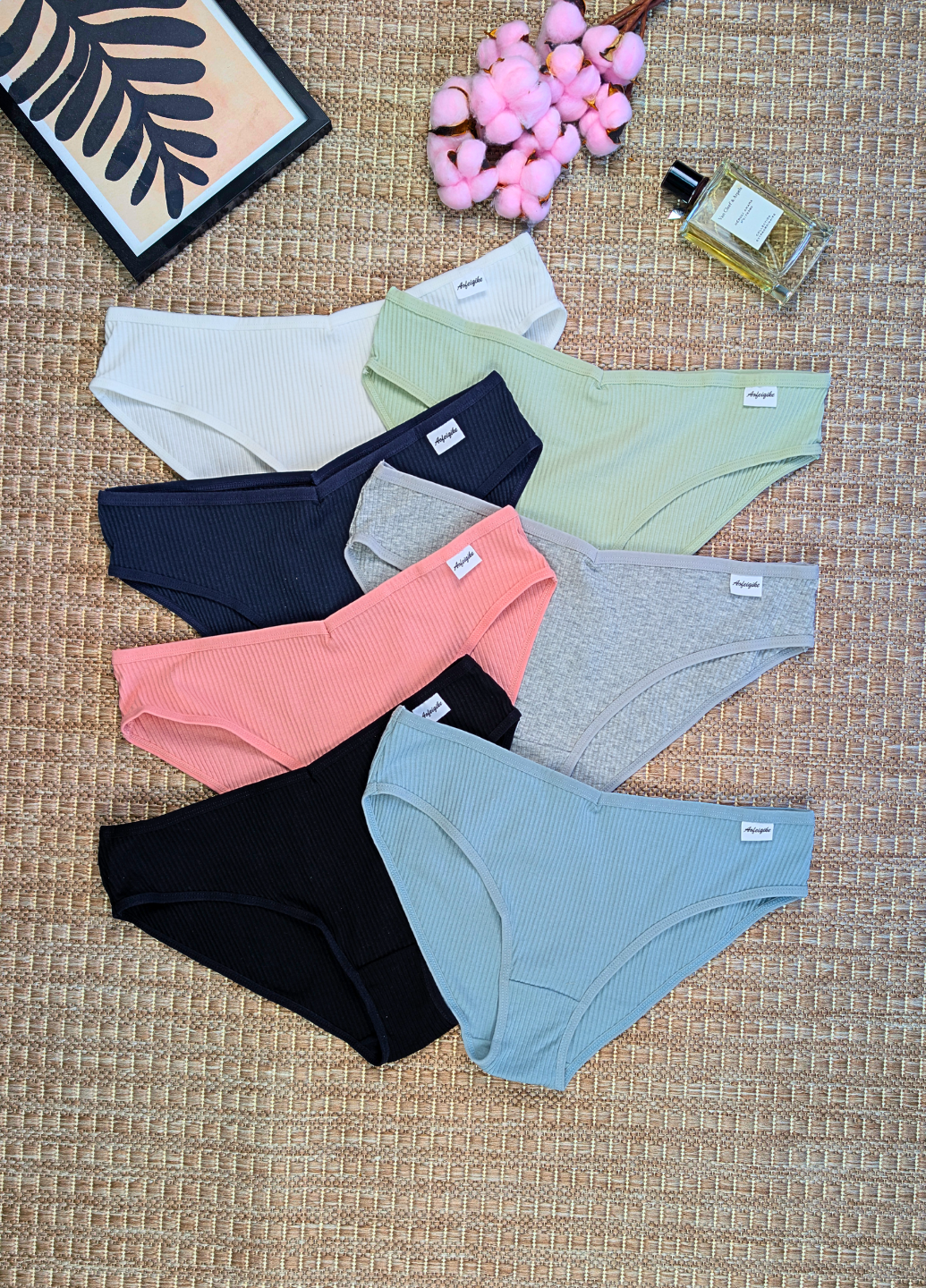 Трусики повседневные в рубчик женские на каждый день слипы базовые однотонные хлопок 7 шт. L Разноцветный (NB55007/06/05/04/03/02/01/L)