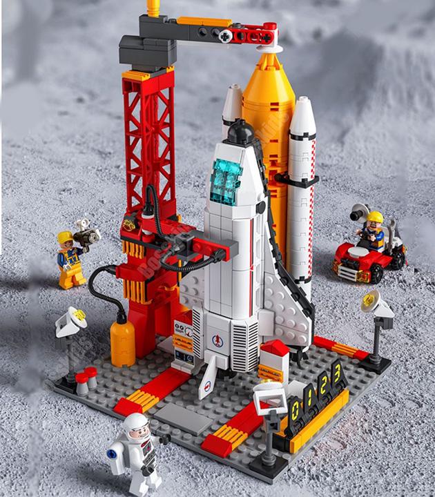 Конструктор Space Shuttle в пакеті на 521 деталь Космос Космічна станція (30268749) - фото 4 Конструктор Space Shuttle в пакеті на 521 деталь Космос Космічна станція (30268749) - фото 4