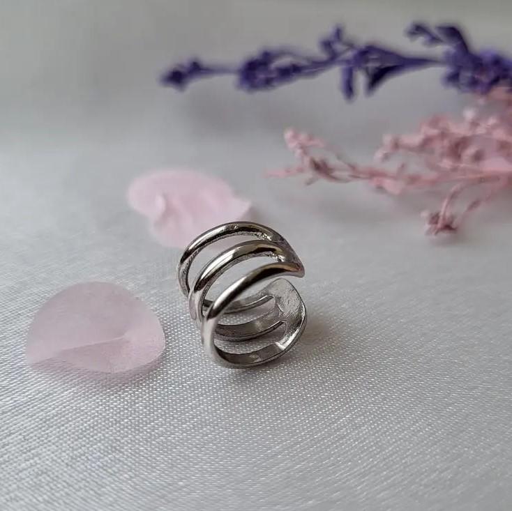 Серьга-каффа из серебра без камней 1,70 г