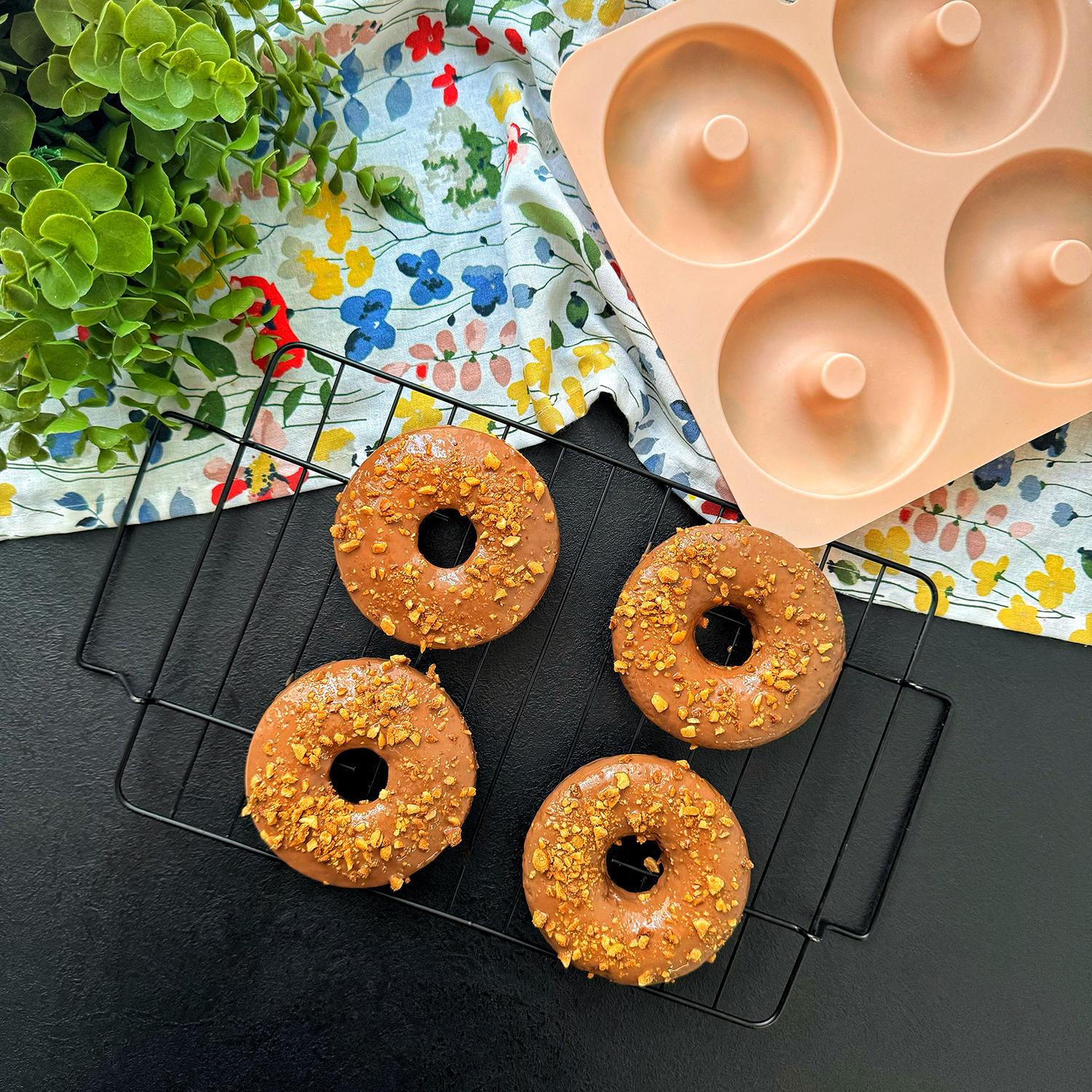 Форма для выпечки на 4 ячейки 23,5х23,5х2 см Бежевый (86250) - фото 8 Форма для выпечки на 4 ячейки 23,5х23,5х2 см Бежевый (86250) - фото 8