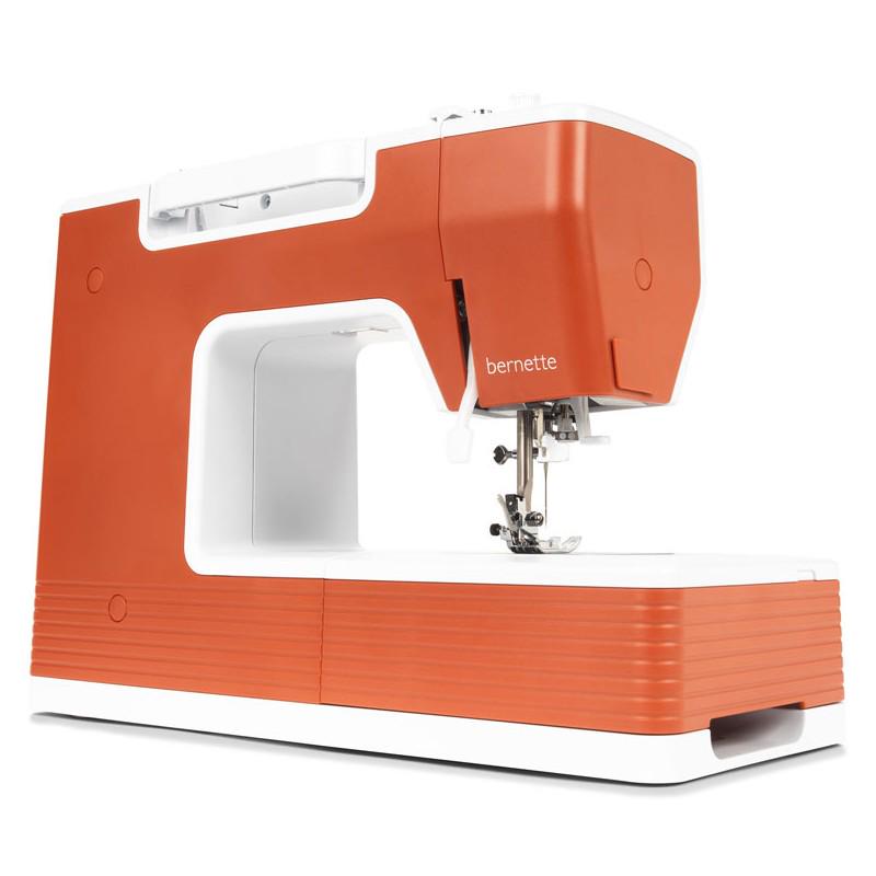 Швейна машинка Bernina Bernette B05 Crafter - фото 6