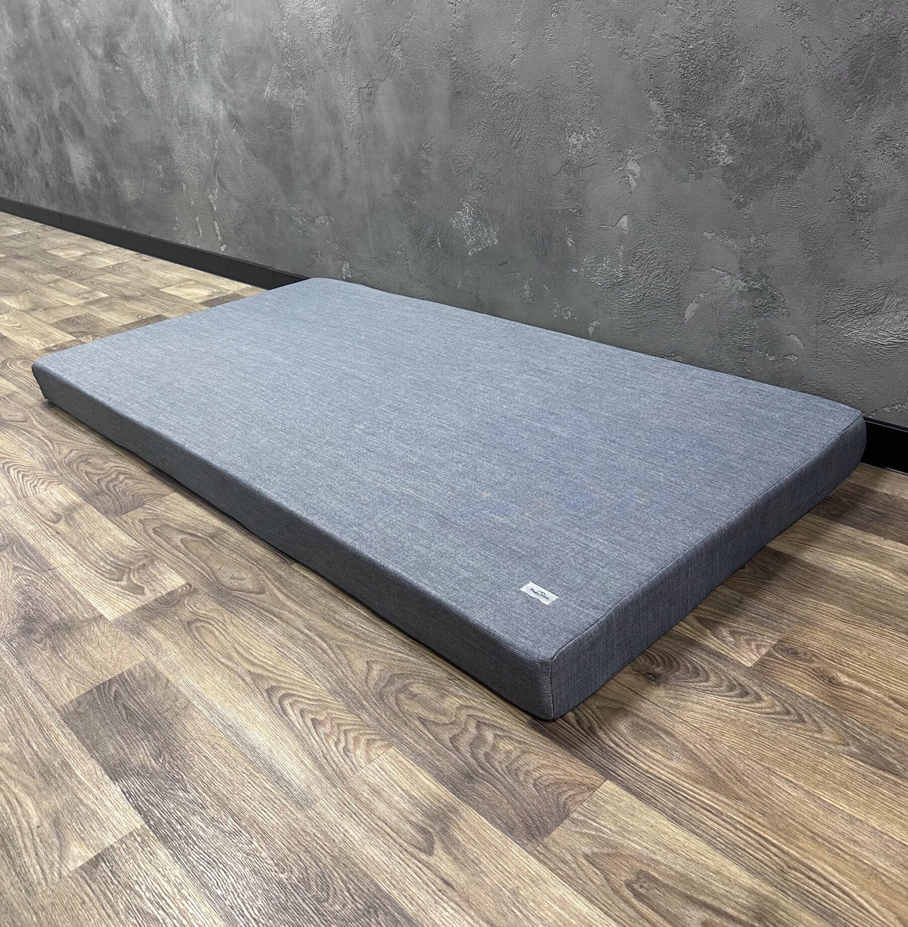 Матрас Comfort Home на подоконник/каркасы/поддоны/садовая мебель рогожка 120х40х8 см