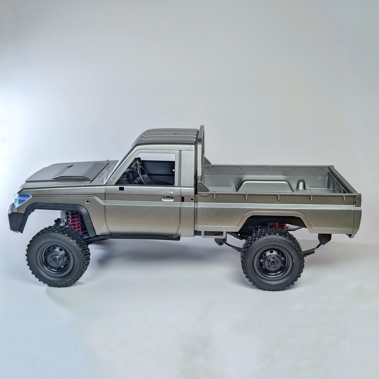 Машинка на радіокеруванні MN82 Pro Toyota Land Cruiser 79 - фото 5 Машинка на радіокеруванні MN82 Pro Toyota Land Cruiser 79 - фото 5