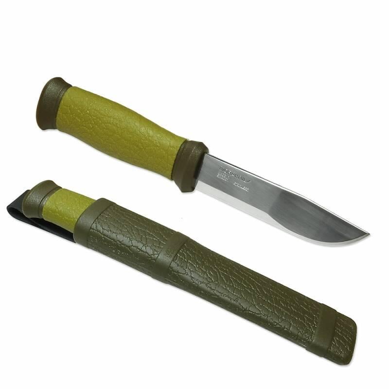 Ніж туристичний Morakniv Outdoor 2000 56,5 HRC Sandvik 12C27 нержавіюча сталь 109 мміз чохлом Green (2464806147) - фото 1 Ніж туристичний Morakniv Outdoor 2000 56,5 HRC Sandvik 12C27 нержавіюча сталь 109 мміз чохлом Green (2464806147) - фото 1