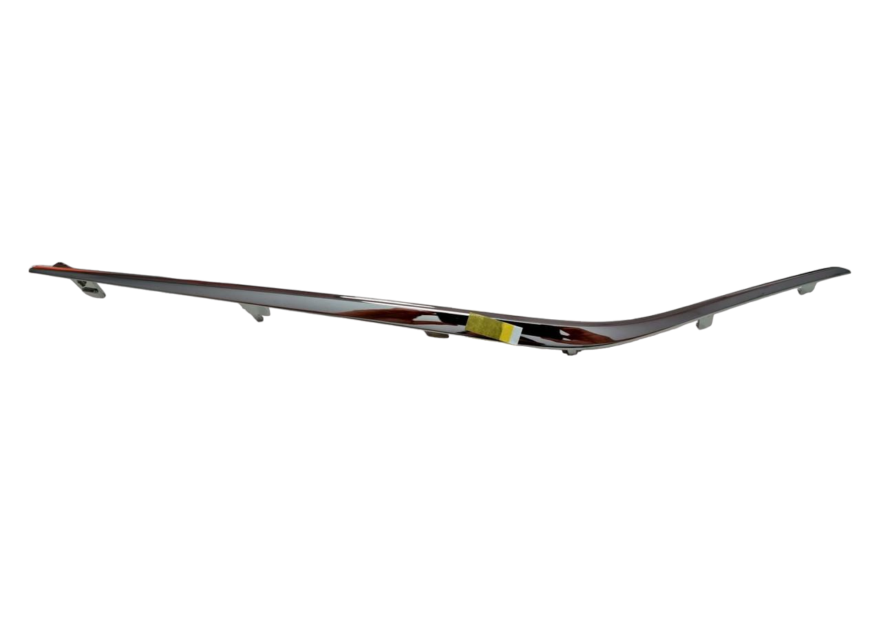 Молдинг решетки бампера Toyota Auris 19- правый хром (187069916)