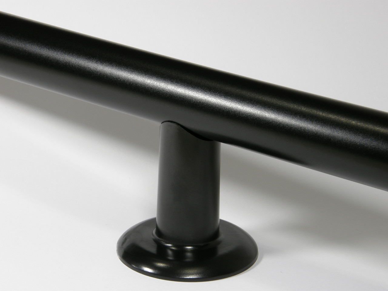 Полотенцесушитель Теплый мир Комфорт P1 правосторонний Черный (1198347820) - фото 4