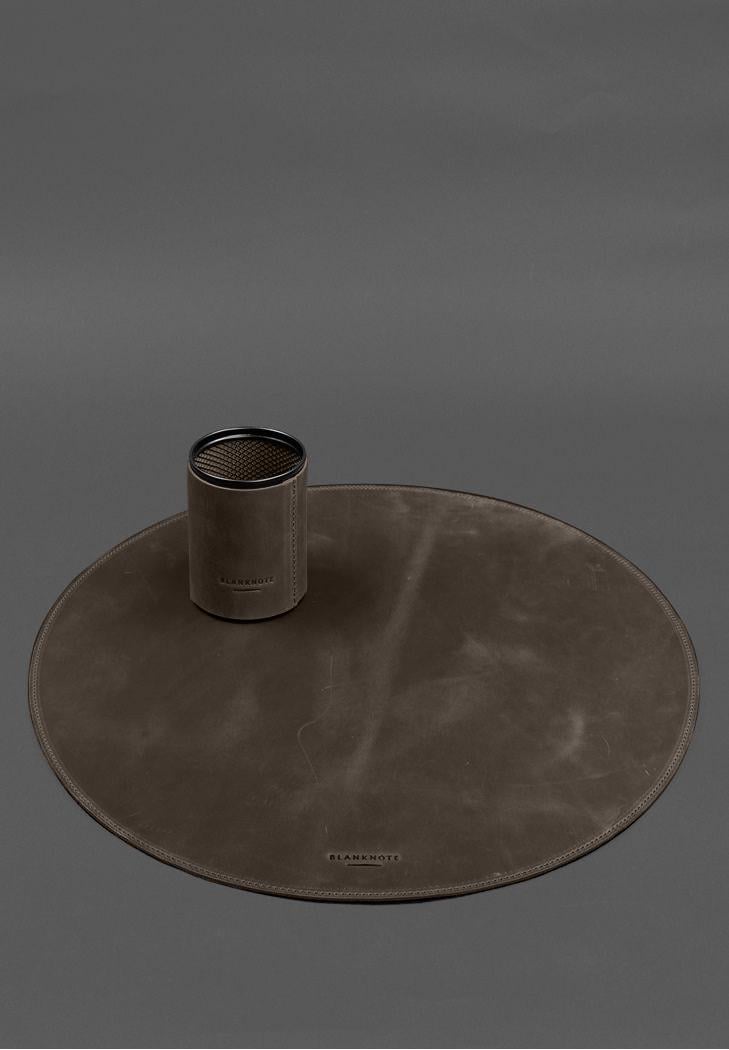 Настольный набор из натуральной кожи 1.2 Crazy Horse Темно-коричневый (A-028806) - фото 2 Настольный набор из натуральной кожи 1.2 Crazy Horse Темно-коричневый (A-028806) - фото 2