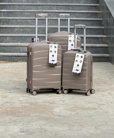 Комплект чемоданов на колесах с расширением полипропилена MSB 360 градусов 3 шт.