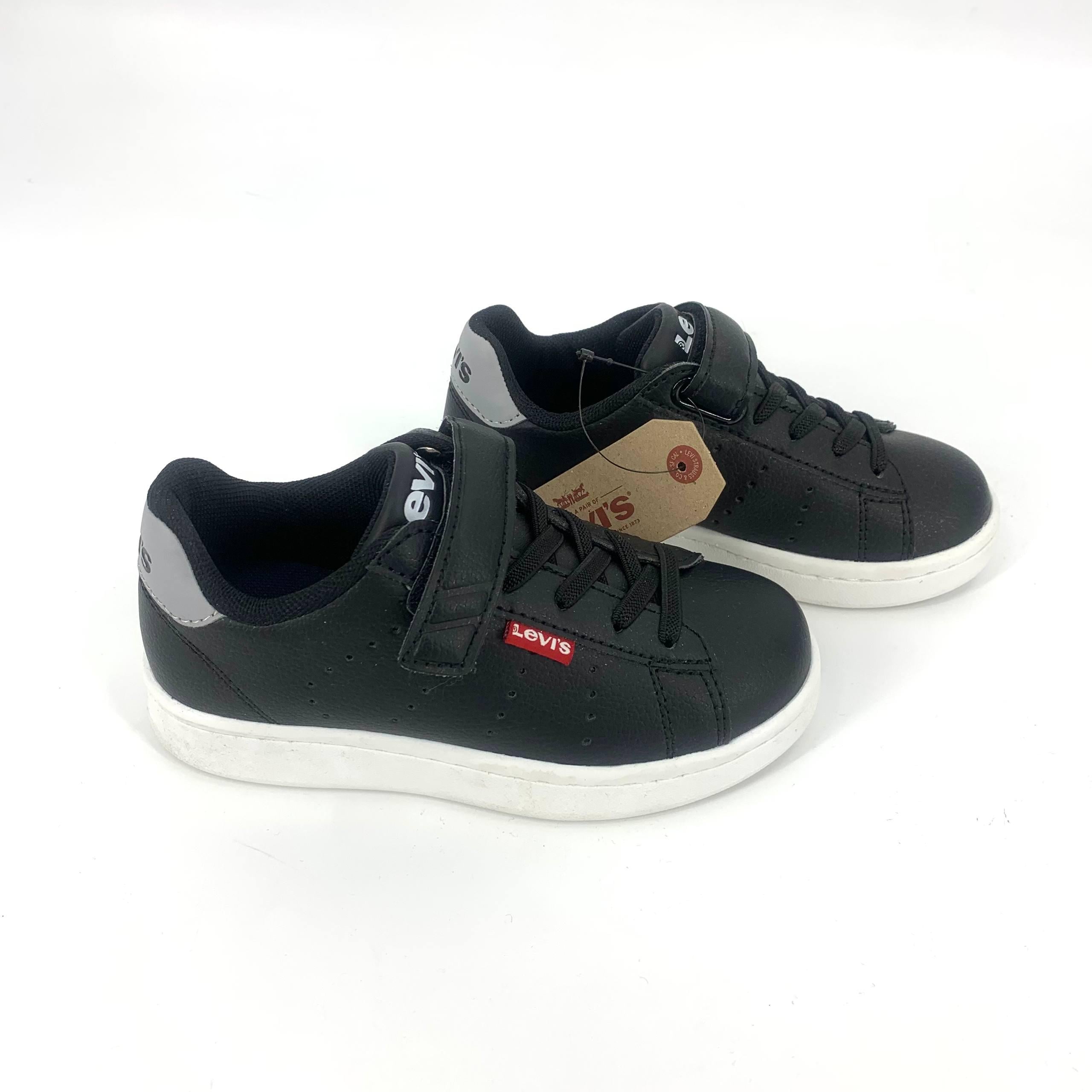 Кросівки Levi’s VBOS0010S р. 35 Чоно-сірий (33522651) Кросівки Levi’s VBOS0010S р. 35 Чоно-сірий (33522651)