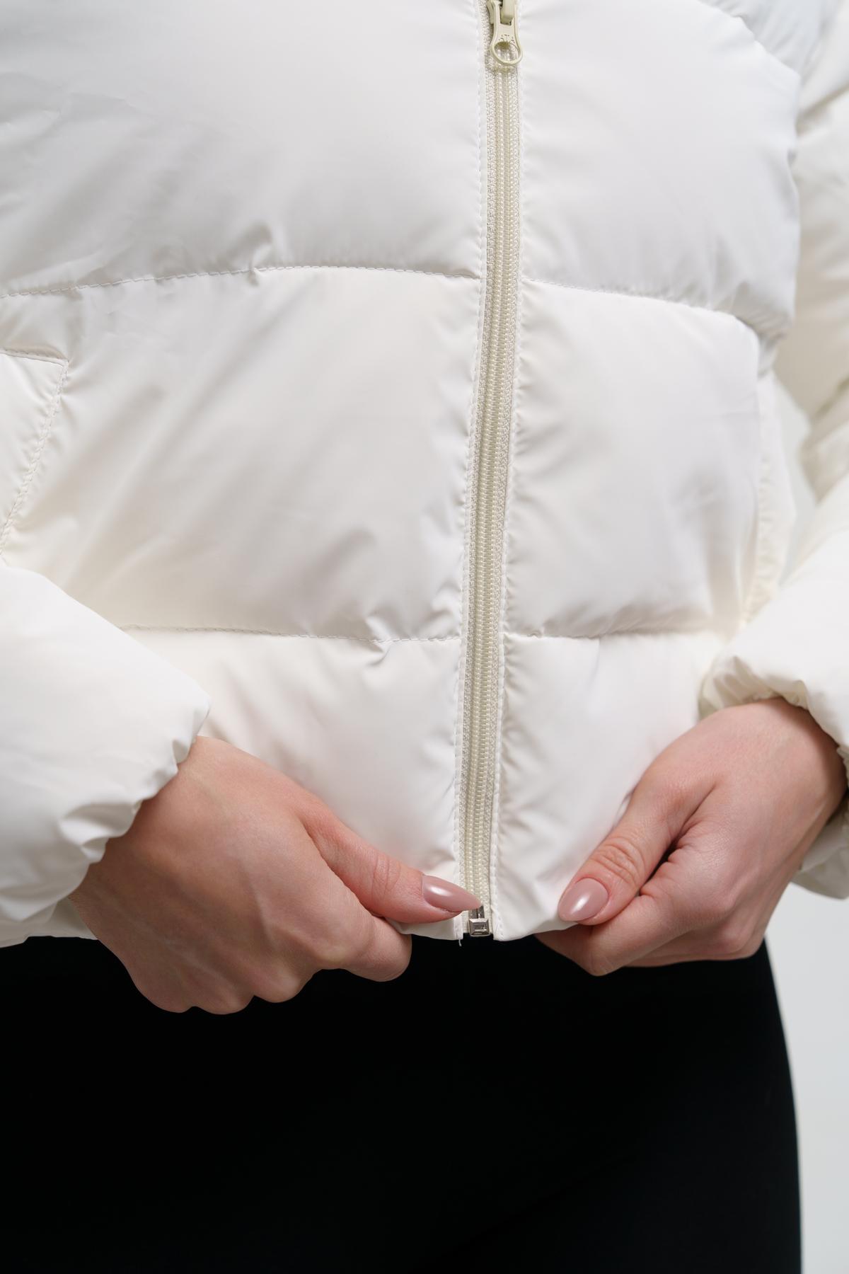 Пуховик жіночий Intruder Bubble M/L Білий (1714152799/M-L) - фото 4 Пуховик жіночий Intruder Bubble M/L Білий (1714152799/M-L) - фото 4