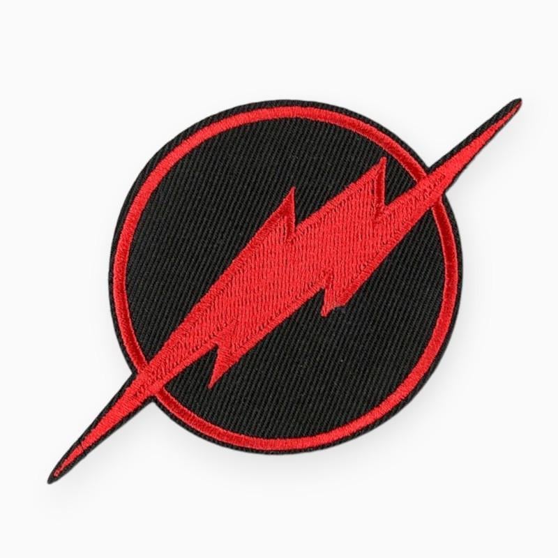 Термоаппликация Lightning вышитая 7х12 см 1 шт. Черно-красный (АК0712з56)