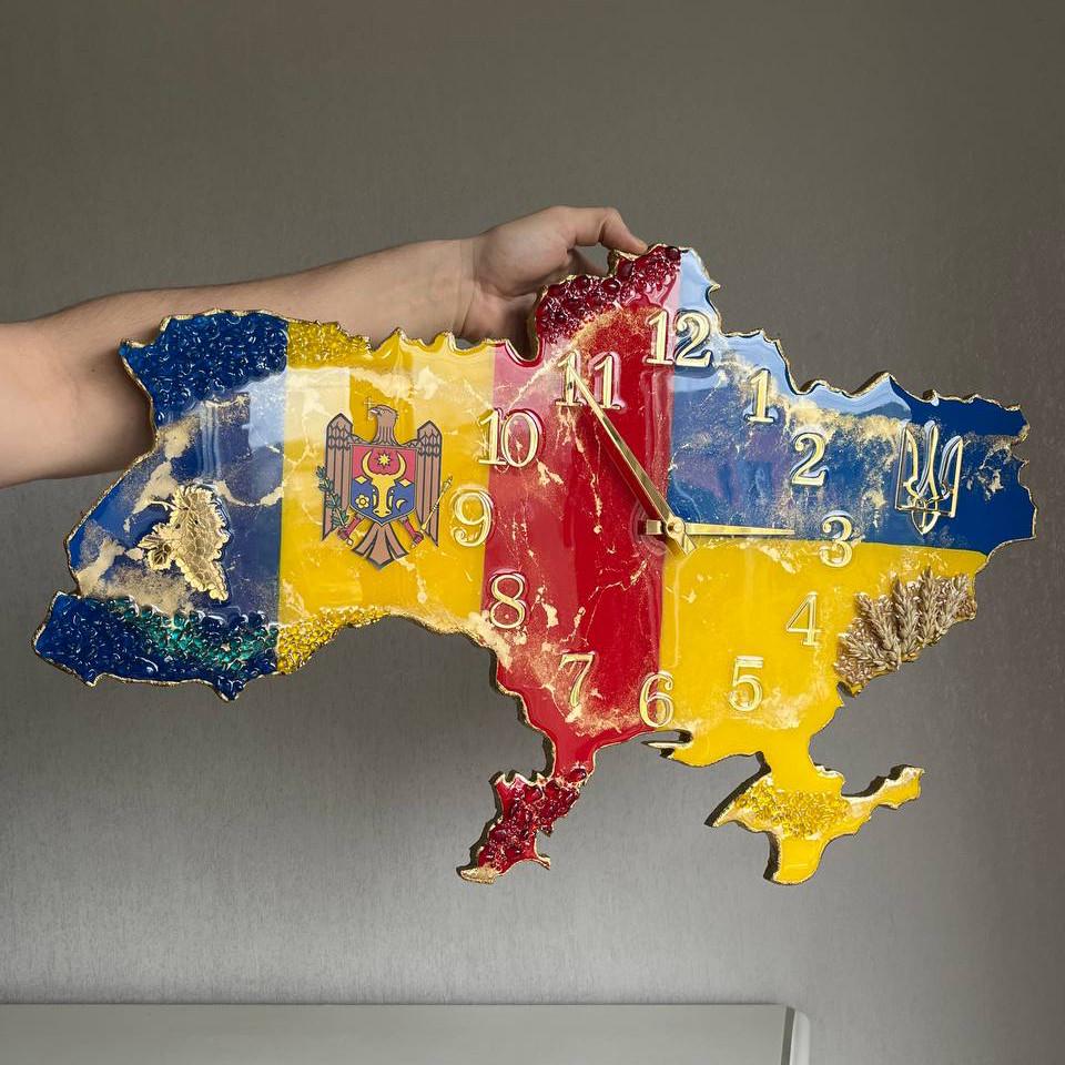 Годинник настінний з епоксидної смоли Карта України з Румунією 40x25 см