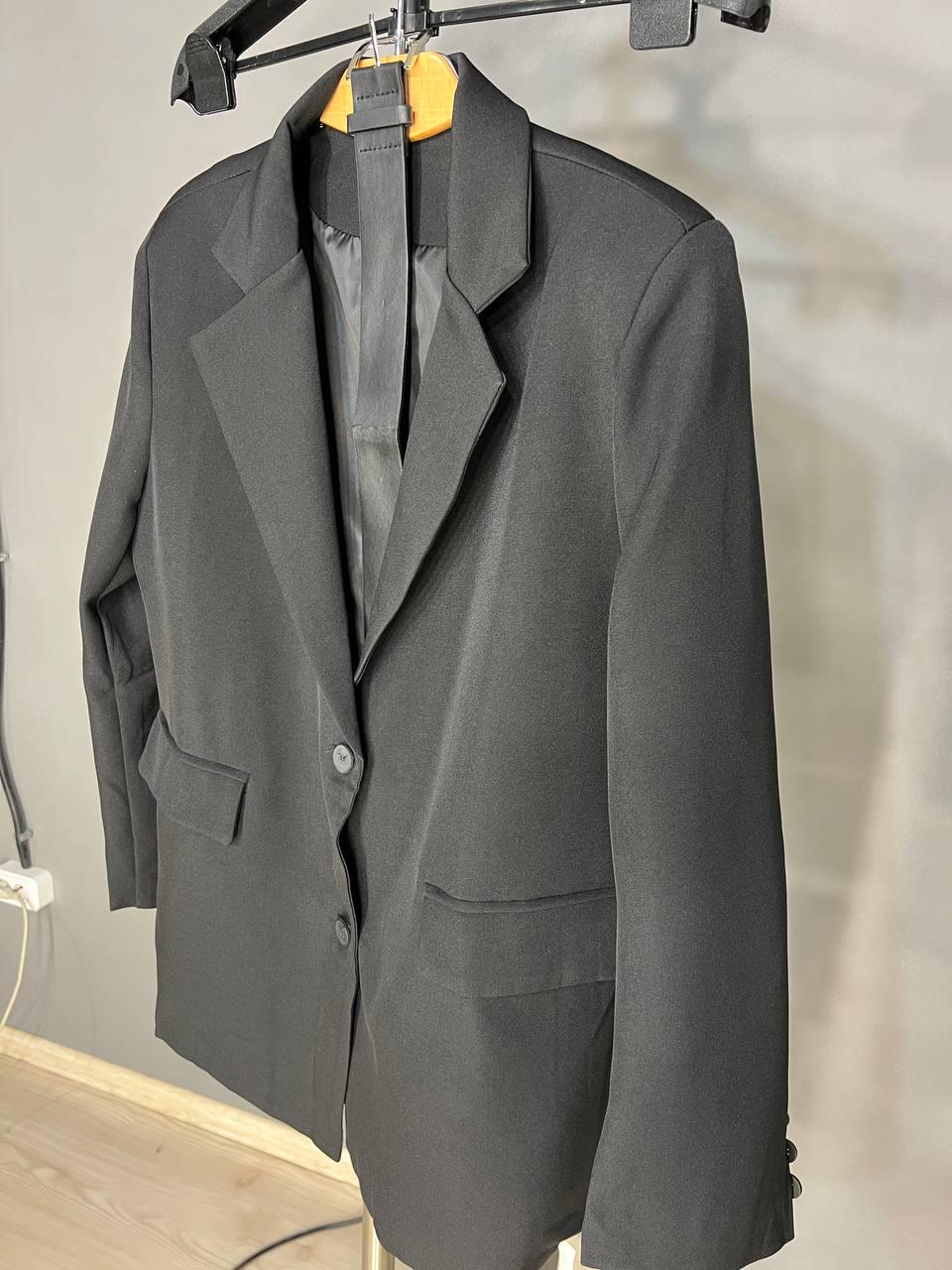 Пиджак женский Qidian 6105 оверсайз с ремнем удлиненный свободный крой OS Черный (3342) - фото 3 Пиджак женский Qidian 6105 оверсайз с ремнем удлиненный свободный крой OS Черный (3342) - фото 3