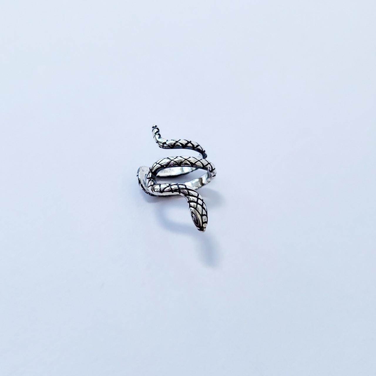 Серьга Змея серебряная 1 шт. 21 мм 925 пробы 1,20 г