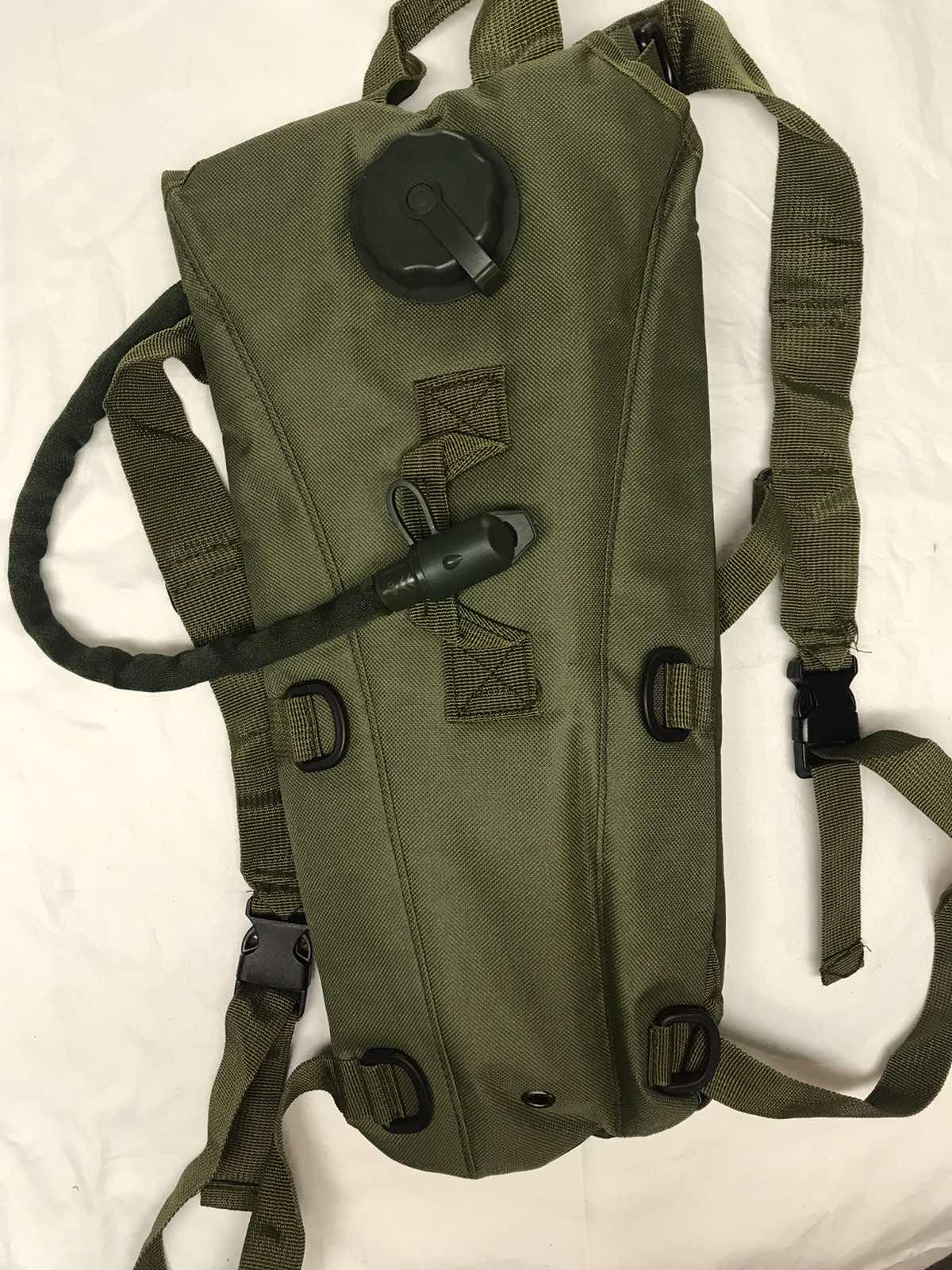 Гідратор KMS 3L Camelbak Оливковий (8068438) - фото 2 Гідратор KMS 3L Camelbak Оливковий (8068438) - фото 2
