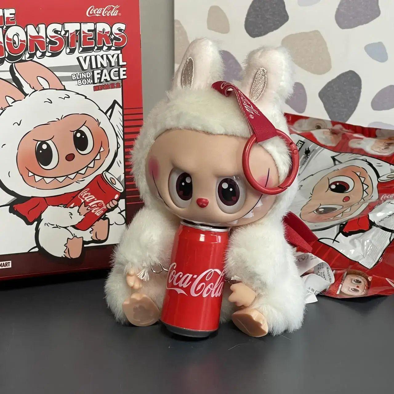 М'яка іграшка-брелок Лабубу в стилі Coca-cola з кріпленням на карабін/кільце плюшева Червоно-білий (opt-104969)