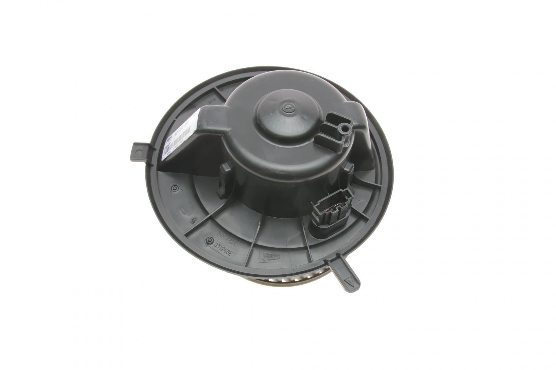 Моторчик пічки VALEO VW Caddy (03-698809)
