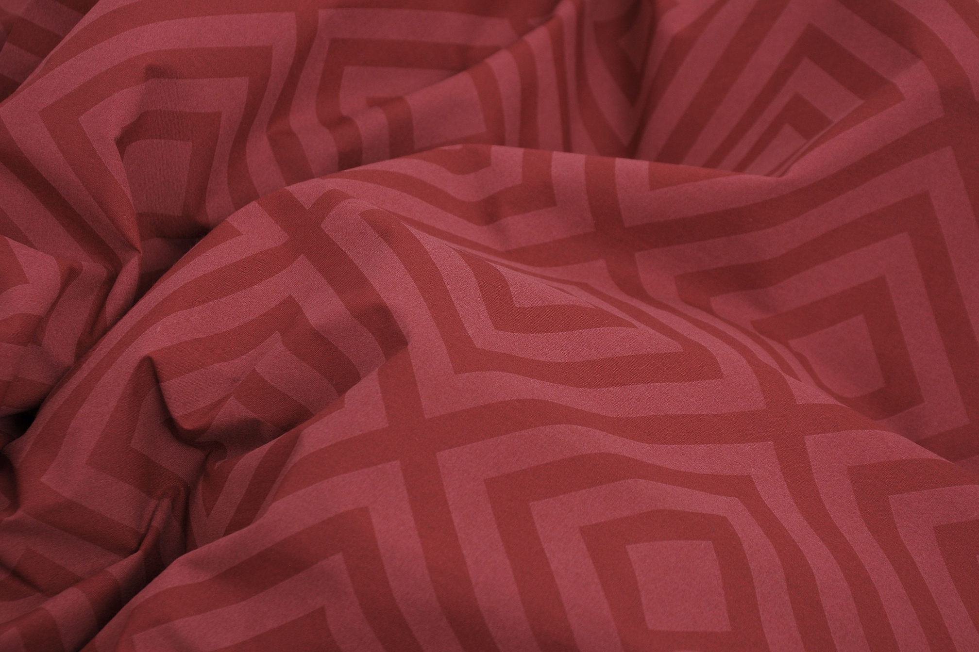 Комплект постельного белья евро Amore Glux-164 бязь Бордовый (KPB-Ae-Glux-164(50x70)_) - фото 4 Комплект постельного белья евро Amore Glux-164 бязь Бордовый (KPB-Ae-Glux-164(50x70)_) - фото 4