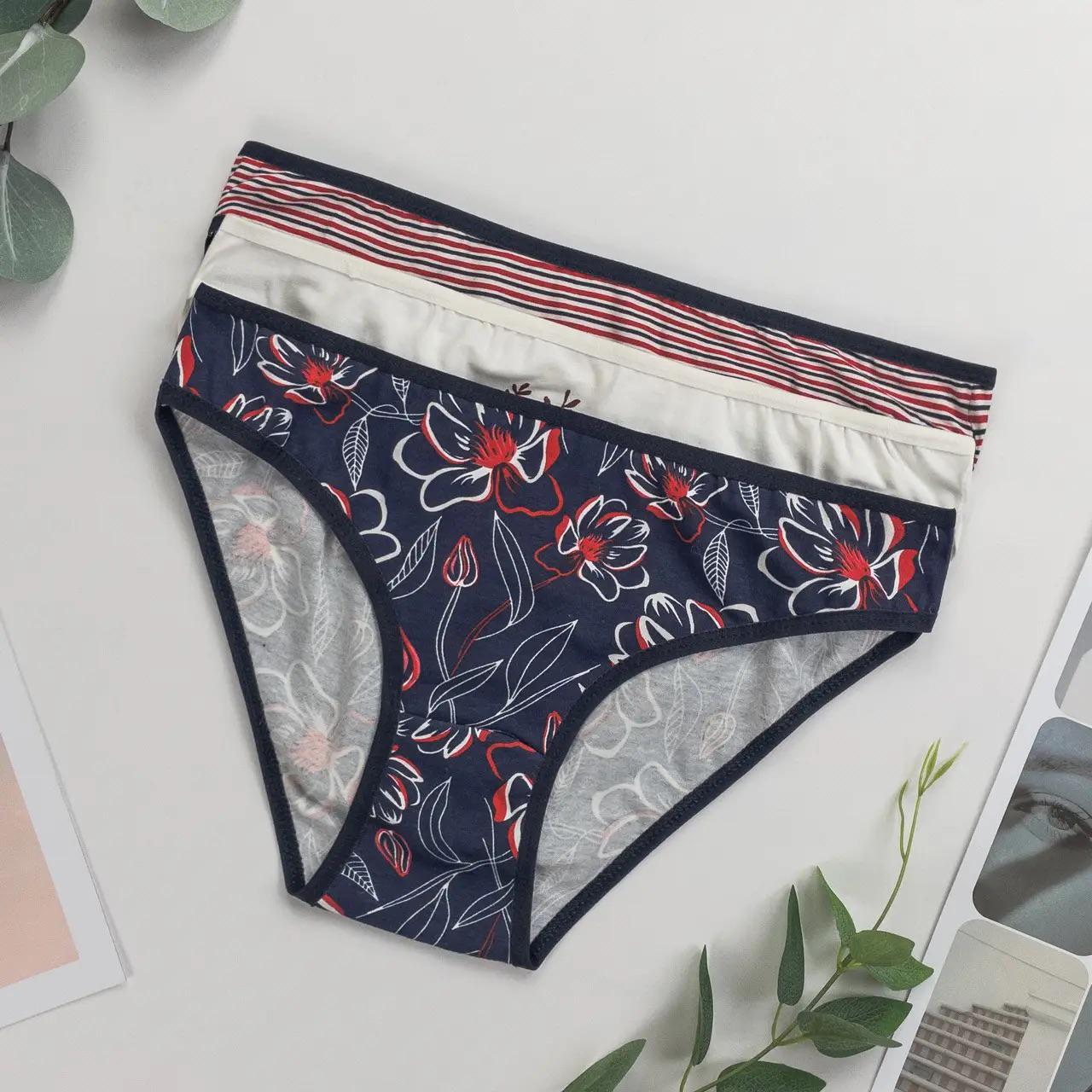 Набір жіночих трусиків Dominant трійки 3 шт. (35000-351)