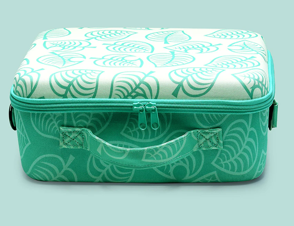 Кейс Travel Animal Crossing с ручкой для Nintendo Switch OLED - фото 3 Кейс Travel Animal Crossing с ручкой для Nintendo Switch OLED - фото 3