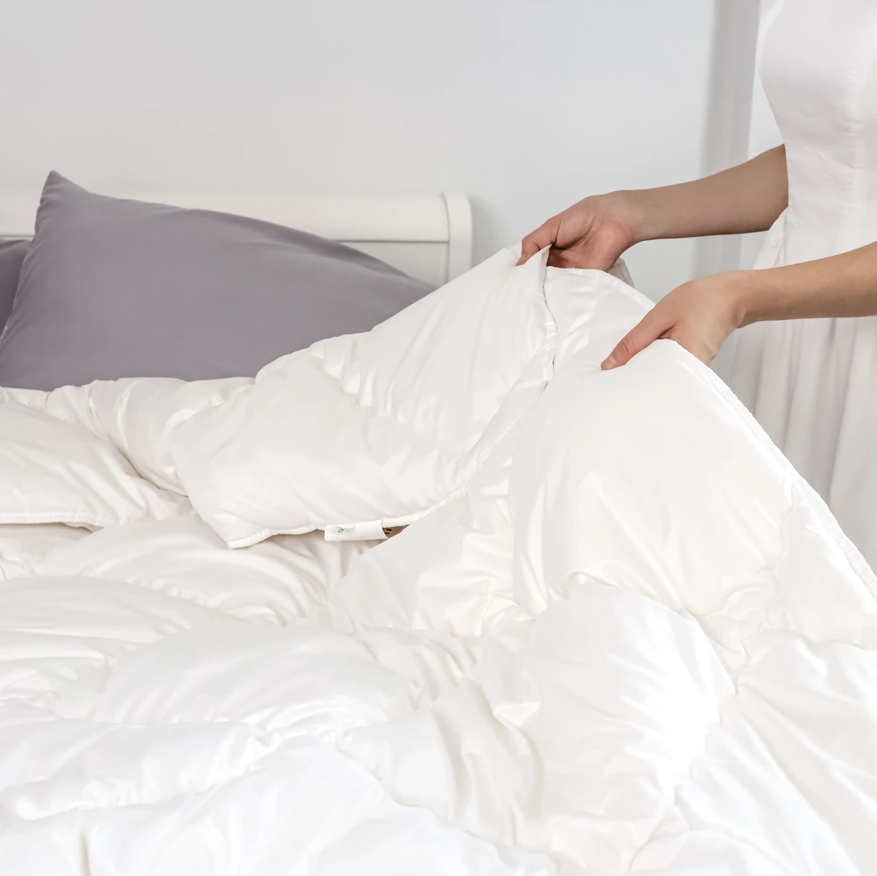 Одеяло Cloud Touch Silk с технологией Double Air охлаждающее и антиаллергенное 180x210 см (1-04700_00000) - фото 6 Одеяло Cloud Touch Silk с технологией Double Air охлаждающее и антиаллергенное 180x210 см (1-04700_00000) - фото 6