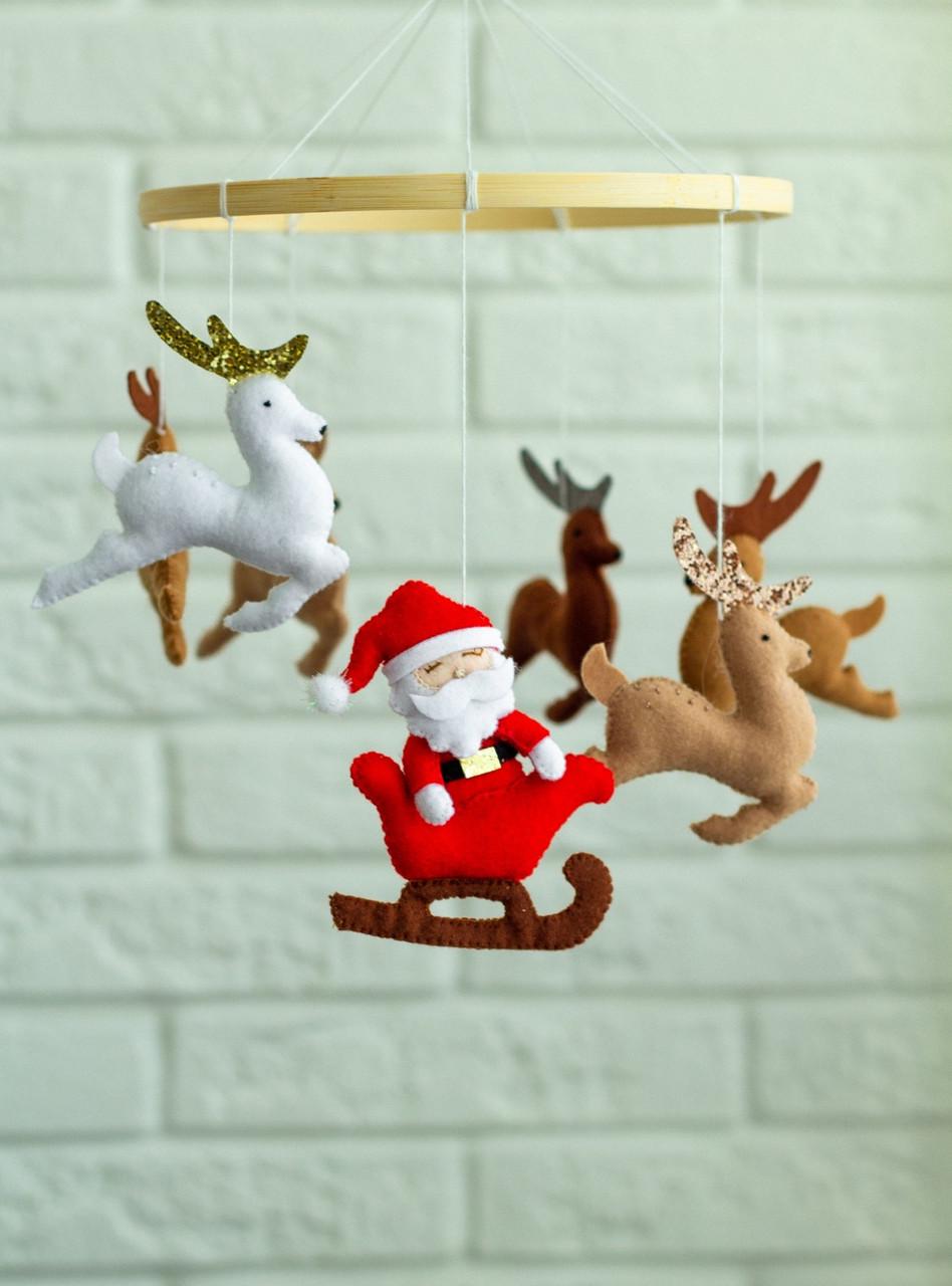 Мобиль детский музыкальный WooolyWool Санта с 35 мелодиями (27861215)