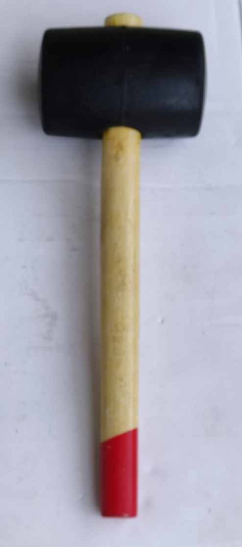 Киянка резиновая с деревянной ручкой 900 г (52085) - фото 3 Киянка резиновая с деревянной ручкой 900 г (52085) - фото 3