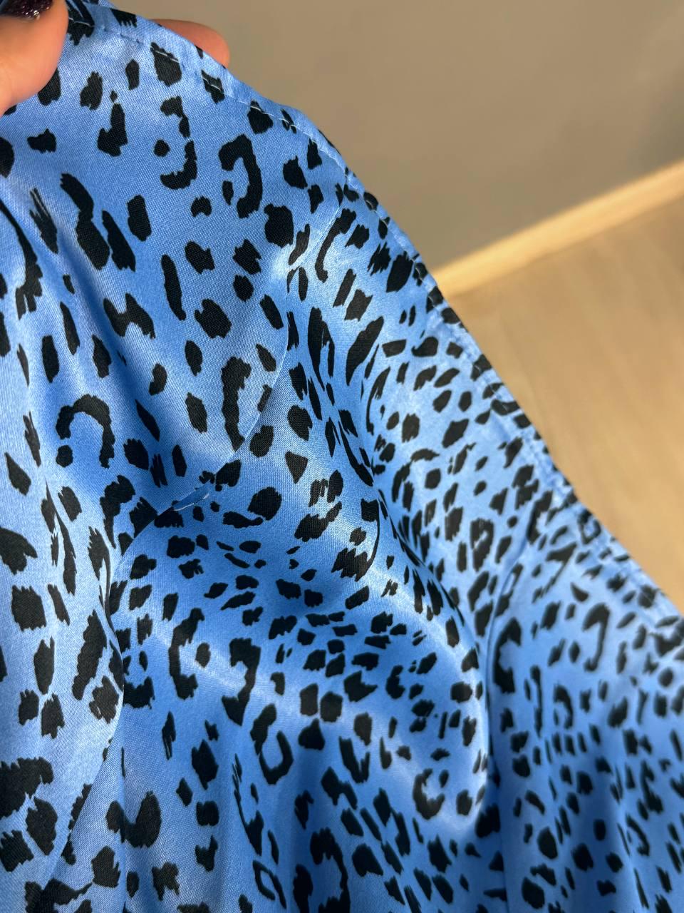 Сукня жіноча MIX RAY 4219 леопардовий принт коротка на гудзиках з паском L Блакитний (1415) - фото 4 Сукня жіноча MIX RAY 4219 леопардовий принт коротка на гудзиках з паском L Блакитний (1415) - фото 4