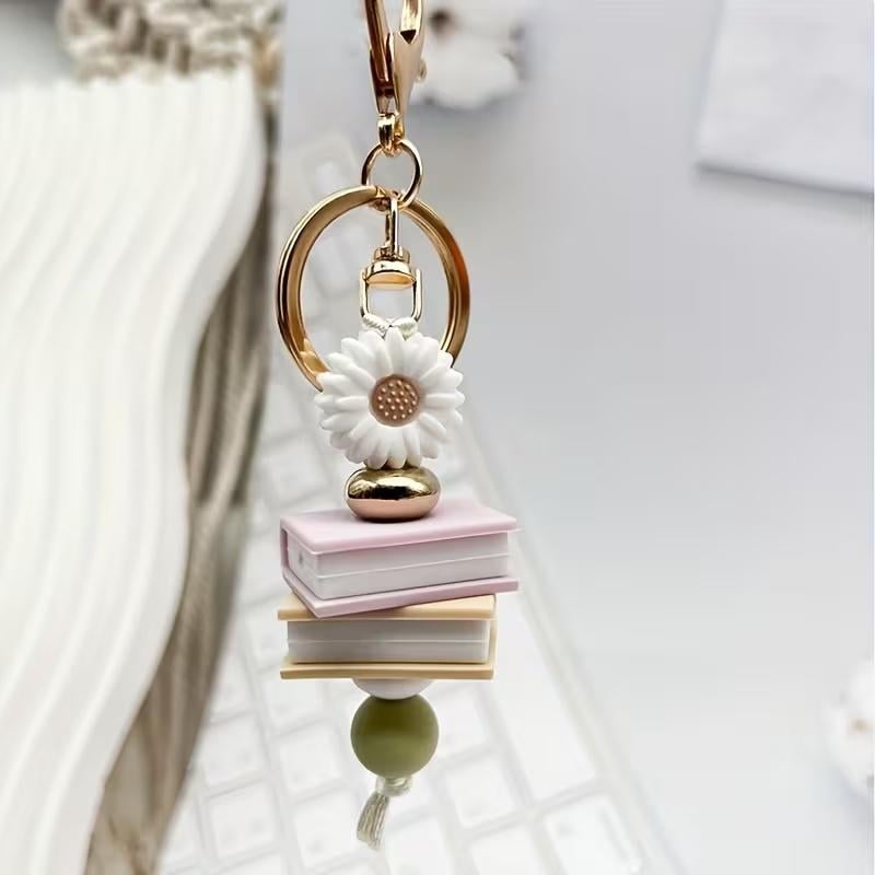 Брелок с ромашкой и книжками металлический (DAISY-BOOKS-KEYCHAIN)