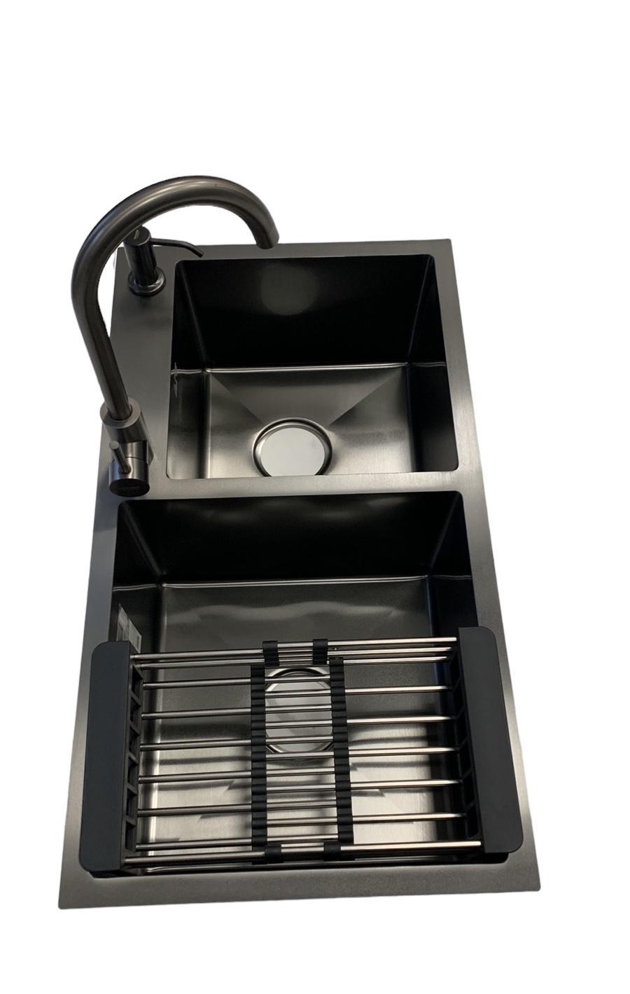 Мойка Kroner KRP Schwarze 7843ZHM PVD 30/10 мм и смеситель для кухни (22797)