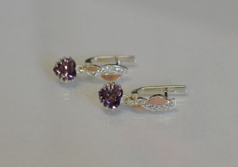 Серьги сердце Sil в руках 102s-15 Мистик (Sil-946)