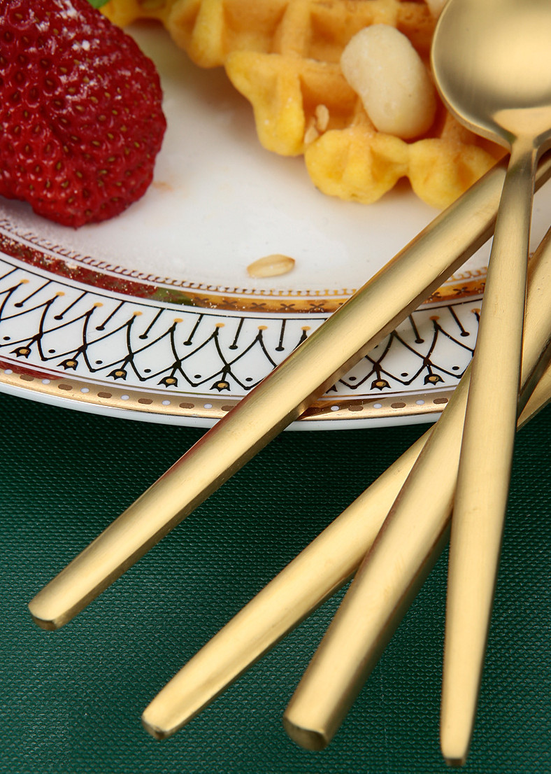 Набір столових приладів 5946 4 пр. Золотистий (4259093) - фото 4 Набір столових приладів 5946 4 пр. Золотистий (4259093) - фото 4