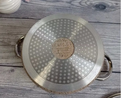 Каструля з кришкою OMS з антипригарним покриттям для газу і індукціі 5 л Бежевий (3116-5беж) - фото 6 Каструля з кришкою OMS з антипригарним покриттям для газу і індукціі 5 л Бежевий (3116-5беж) - фото 6