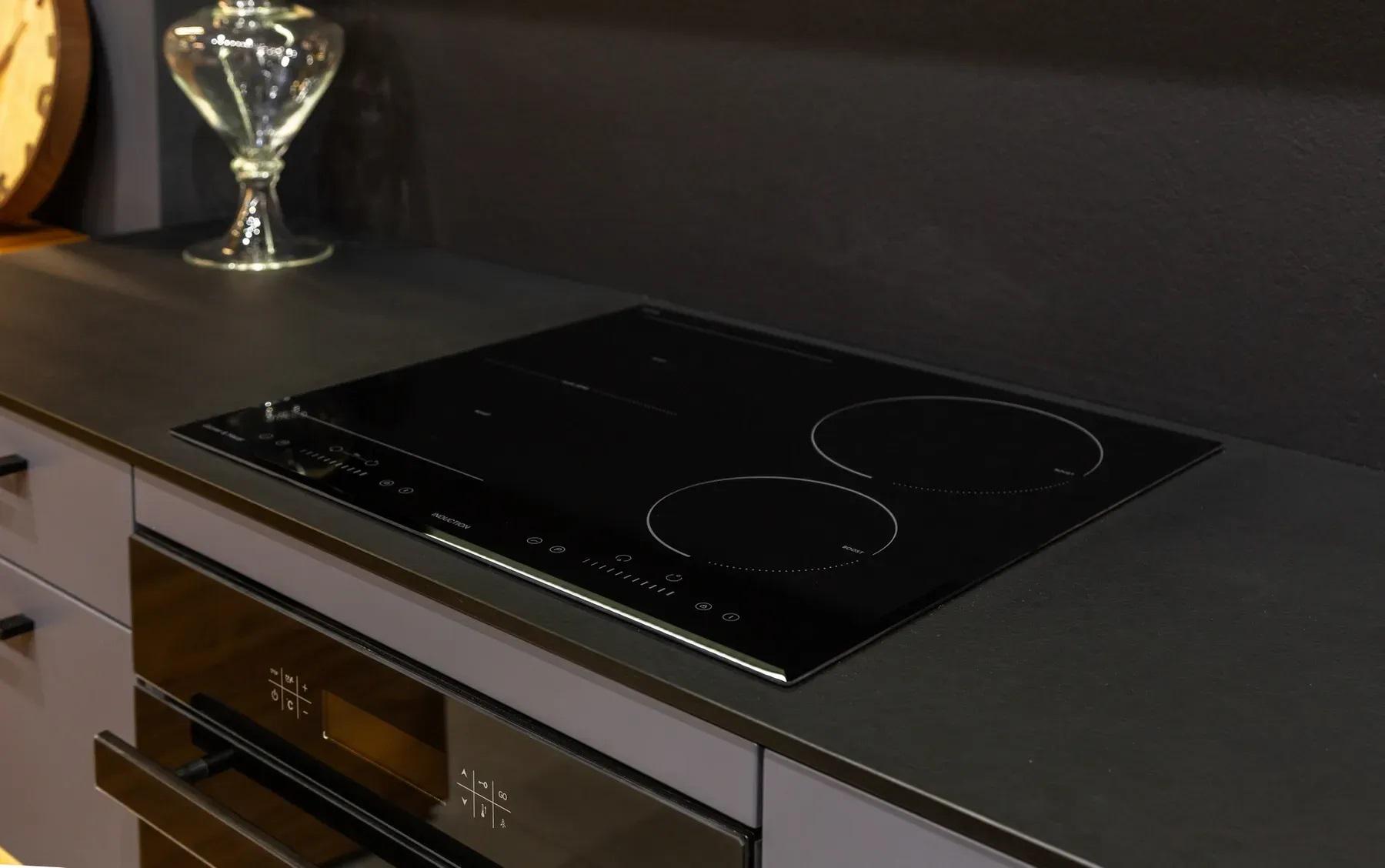 Варильна поверхня Gunter&Hauer BOOSTER I 6 MFZ 4 зони нагріву FLEXI сенсорне управління індукційна - фото 8 Варильна поверхня Gunter&Hauer BOOSTER I 6 MFZ 4 зони нагріву FLEXI сенсорне управління індукційна - фото 8