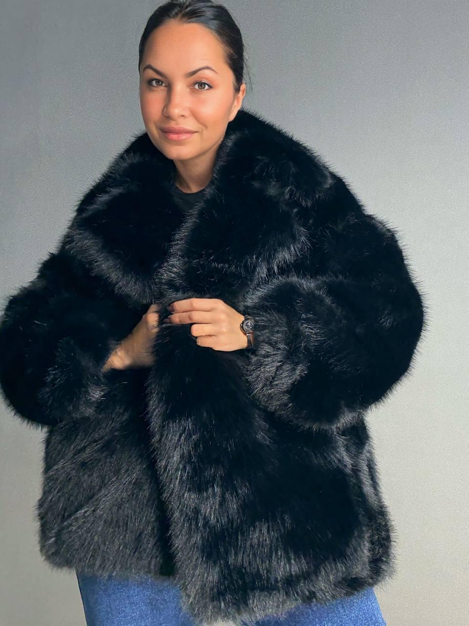 Шуба жіноча Fancy Matinee 5902 оверсайз з кишенями L Чорний (4843) - фото 4 Шуба жіноча Fancy Matinee 5902 оверсайз з кишенями L Чорний (4843) - фото 4