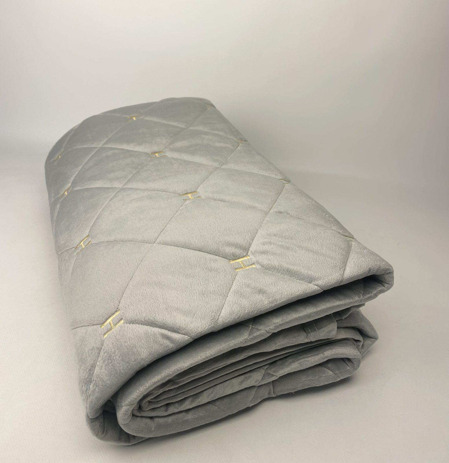 Покрывало велюровое AN 16-40 150x230 см Светло-серый (CN37608)