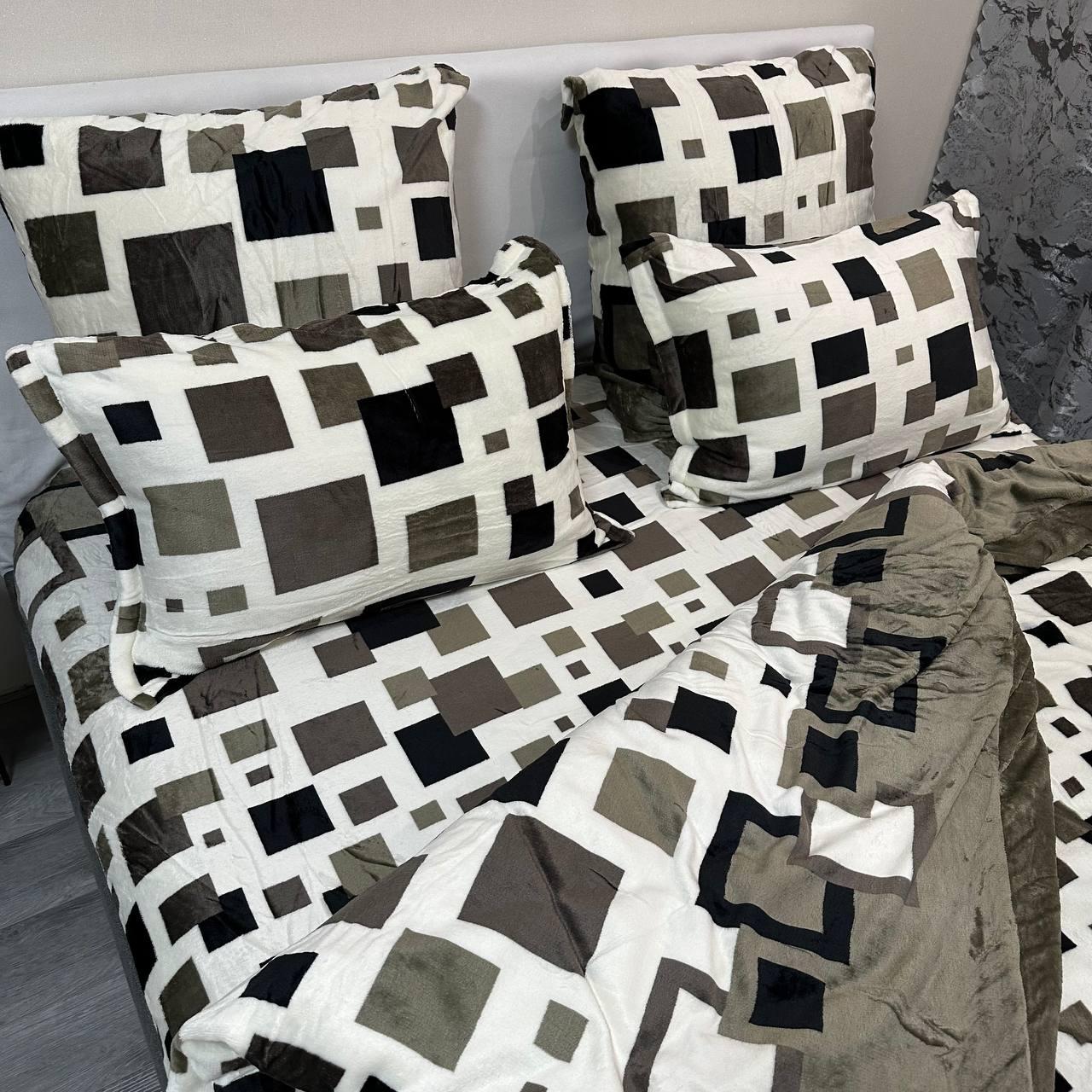 Комплект постільної білизни велюровий з малюнком з 4 наволочками євро 200x230 см Молочно-оливковий (29225212) - фото 7 Комплект постільної білизни велюровий з малюнком з 4 наволочками євро 200x230 см Молочно-оливковий (29225212) - фото 7