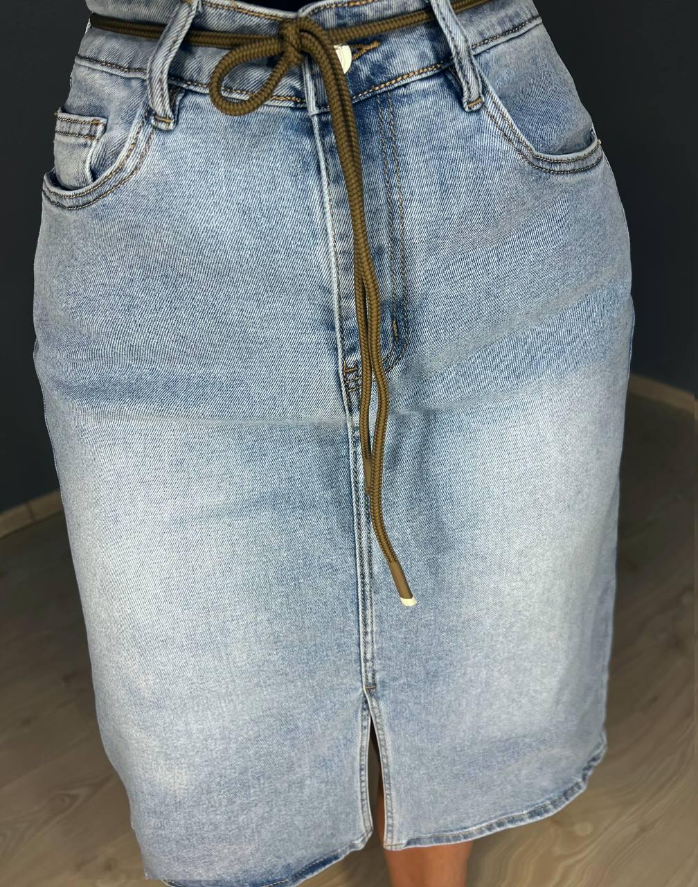 Юбка женская джинсовая Ladyn 802 с разрезом р. 36 Голубой (26881526) - фото 7 Юбка женская джинсовая Ladyn 802 с разрезом р. 36 Голубой (26881526) - фото 7