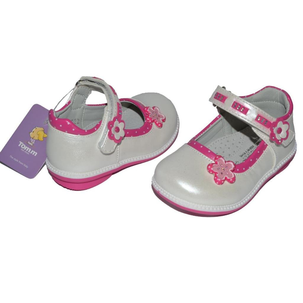 Туфлі для дівчинки Tom.m 105-5082-05 р. 24 15 см Білий (105-5082-05-24) - фото 2 Туфлі для дівчинки Tom.m 105-5082-05 р. 24 15 см Білий (105-5082-05-24) - фото 2