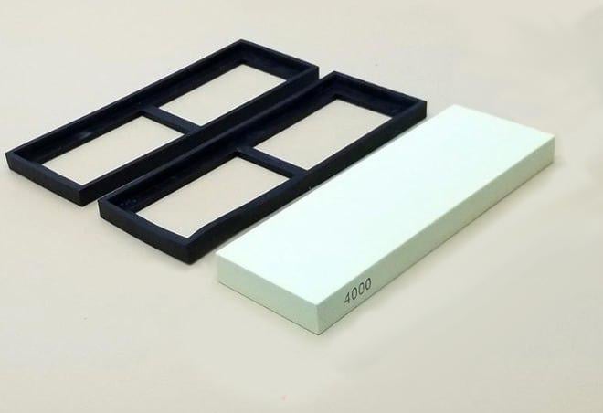 Точильный камень водный однослойный точилка для ножей на резиновой подставке #4000 grit (240/4000)