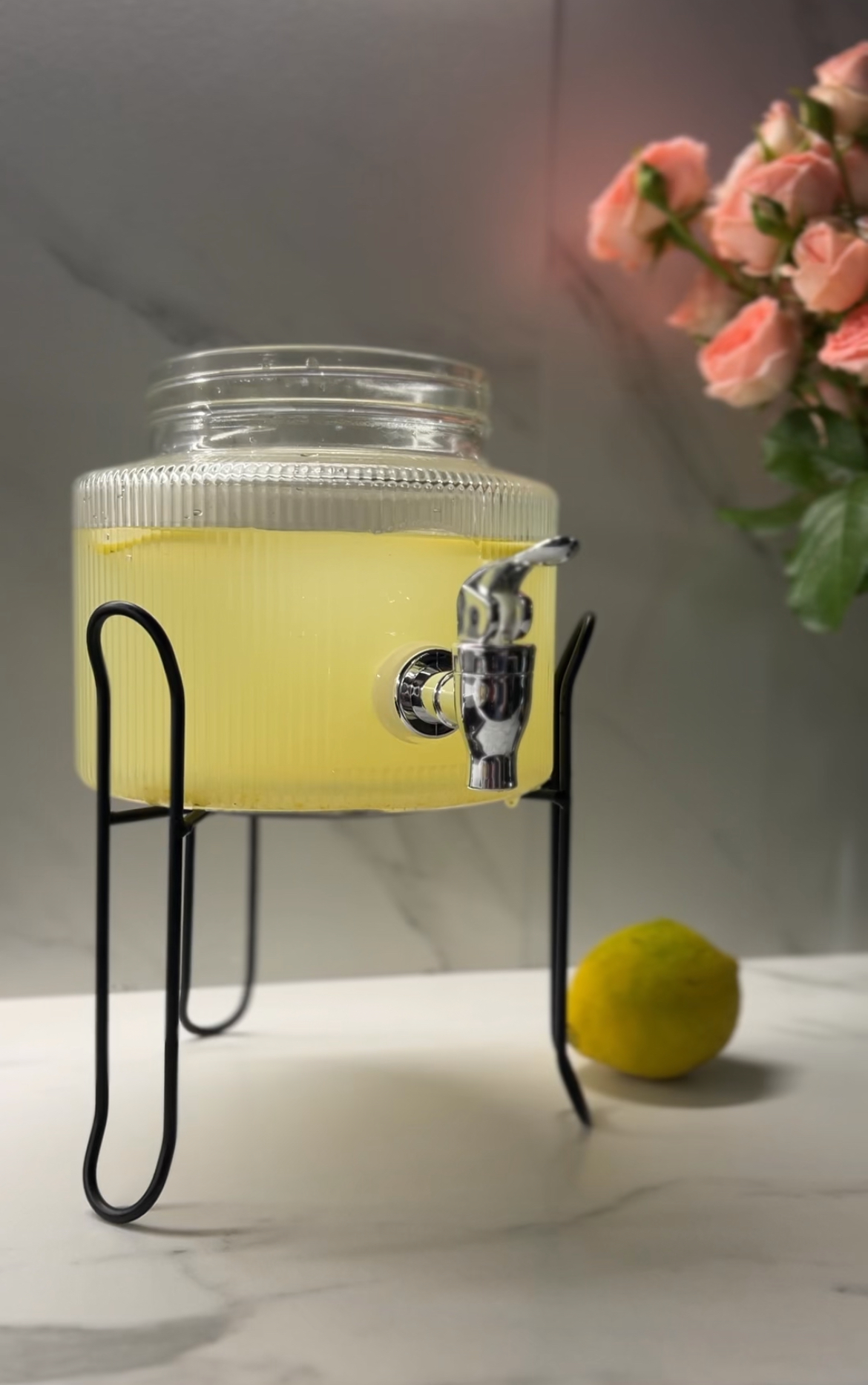 Лимонадник з краном на підставці 2,5 л (5534605) - фото 2 Лимонадник з краном на підставці 2,5 л (5534605) - фото 2