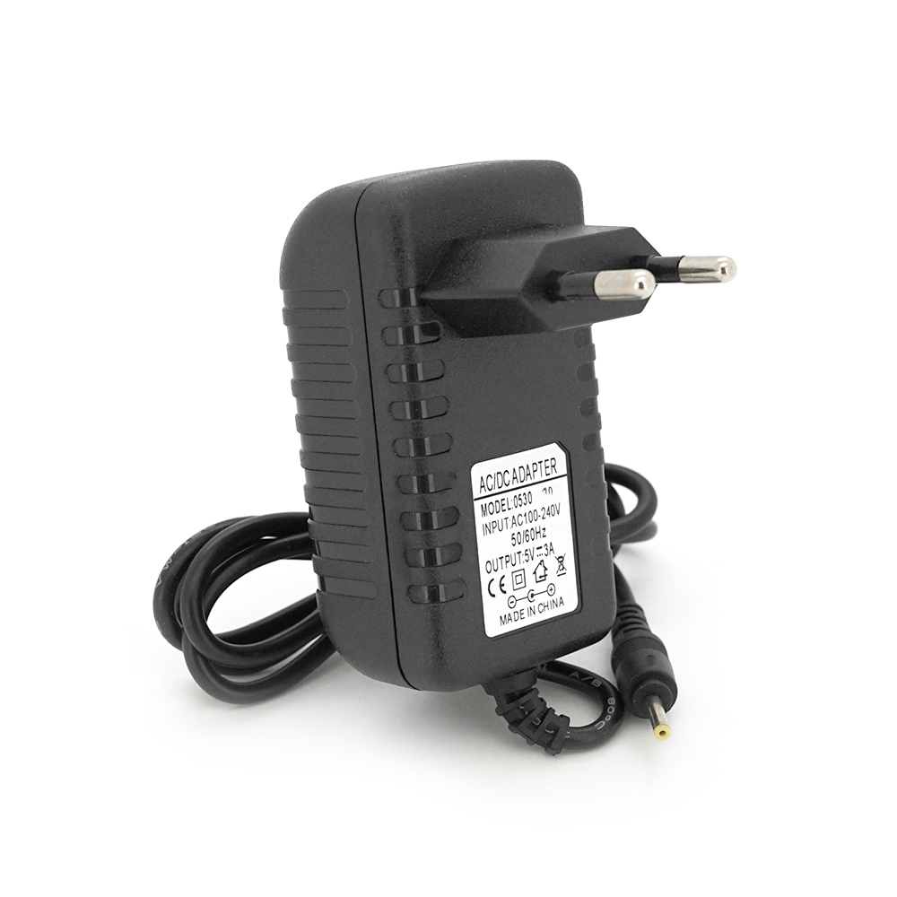 Адаптер живлення імпульсний VOLTRONIC XS-0530 штекер 2,5/0,7 для мобільних пристроїв 5 В 3 А 15 Вт (8582)