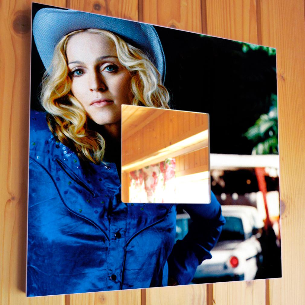 Зеркало декоративное Певица Мадонна 260х260 мм (M03442)