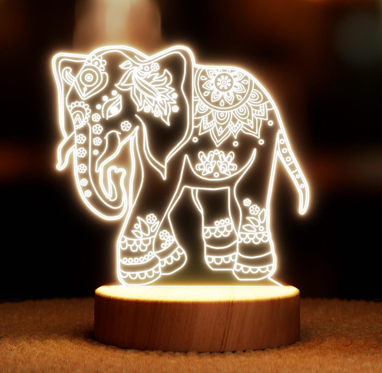 Нічник-світильник Lampic Слон з візерунками USB дерево/акрил 15х18 см Жовтий (32377364)