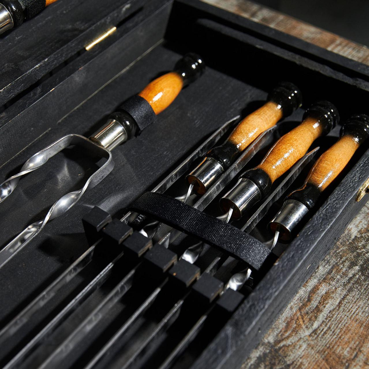 Набор шампуров Maksimus Viking в кейсе-столике ХL (Maksimus Viking (ХL))