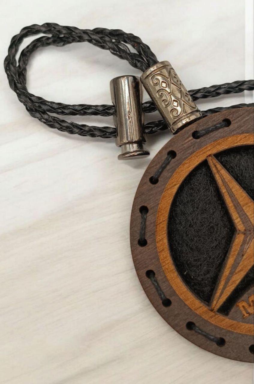 Ароматизатор для авто Mercedes Benz из дерева/войлока и аромапарфюм 10 мл (94) - фото 4